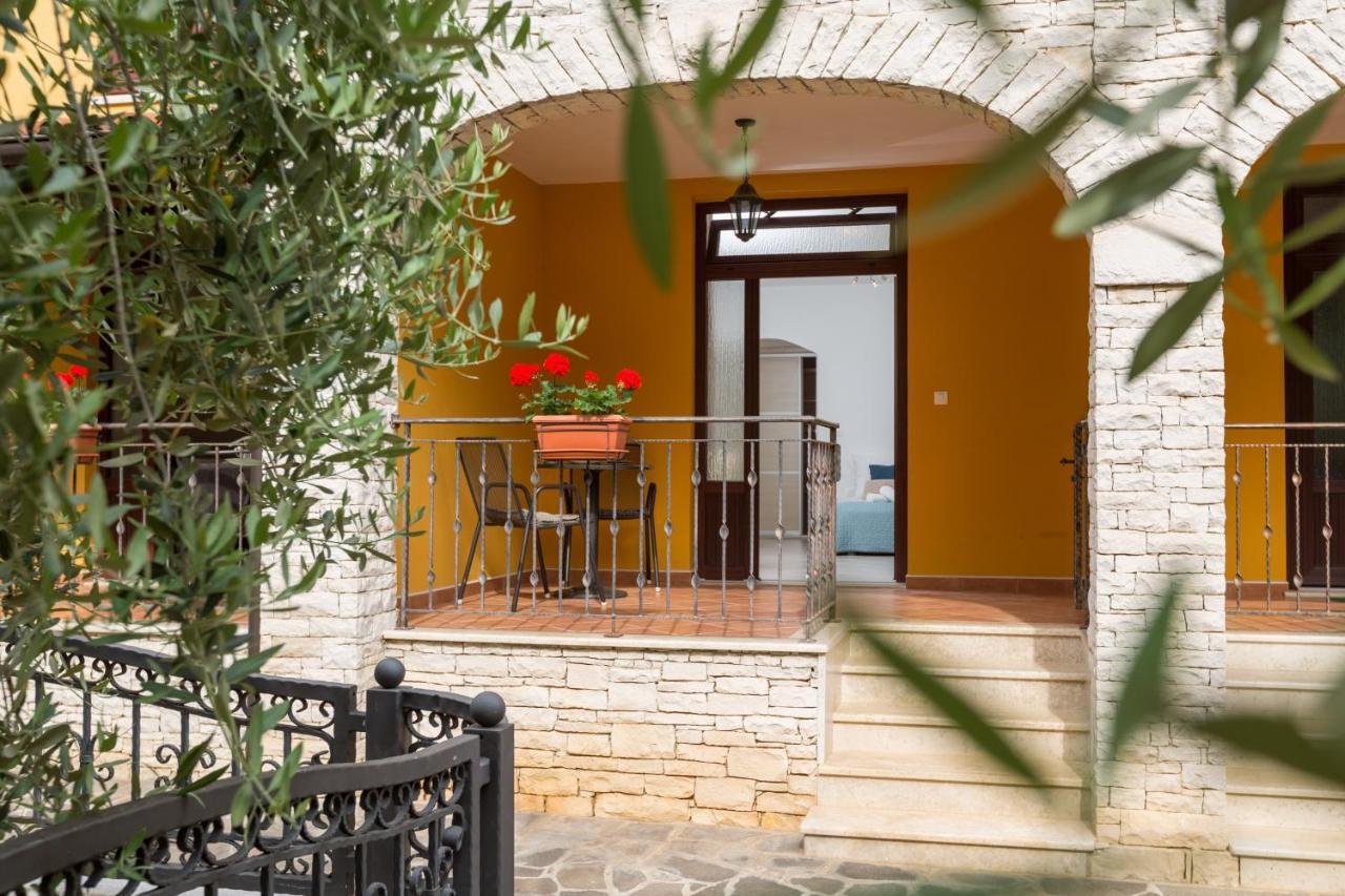 Studio Apartments Pinia-Marina Poreč Eksteriør billede