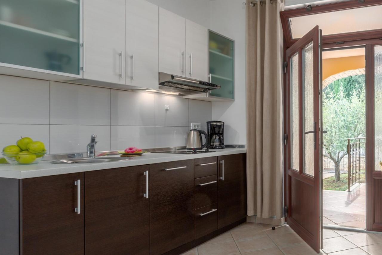 Studio Apartments Pinia-Marina Poreč Eksteriør billede