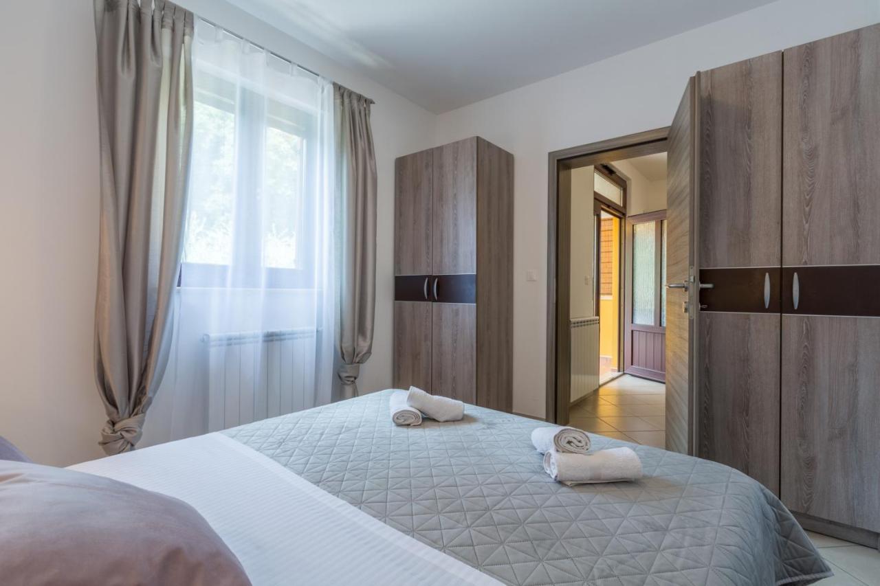 Studio Apartments Pinia-Marina Poreč Eksteriør billede