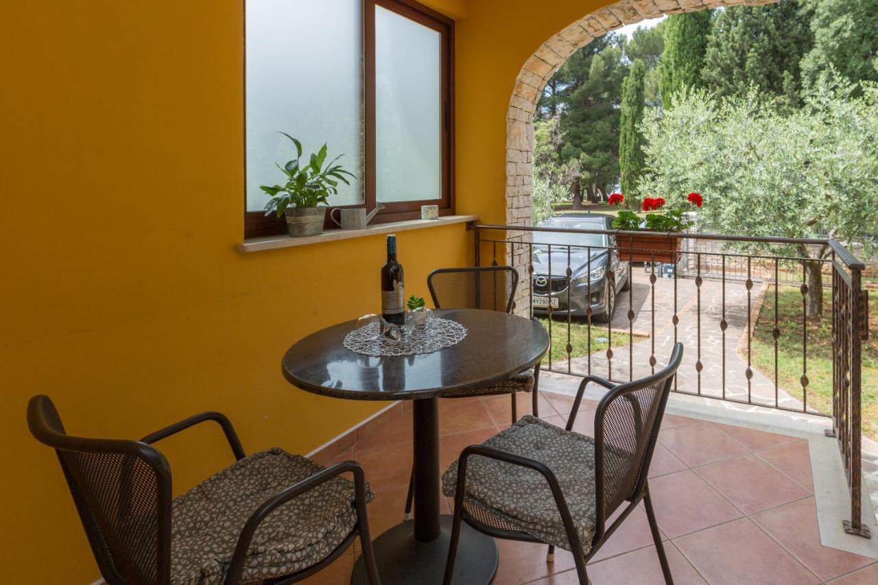 Studio Apartments Pinia-Marina Poreč Eksteriør billede