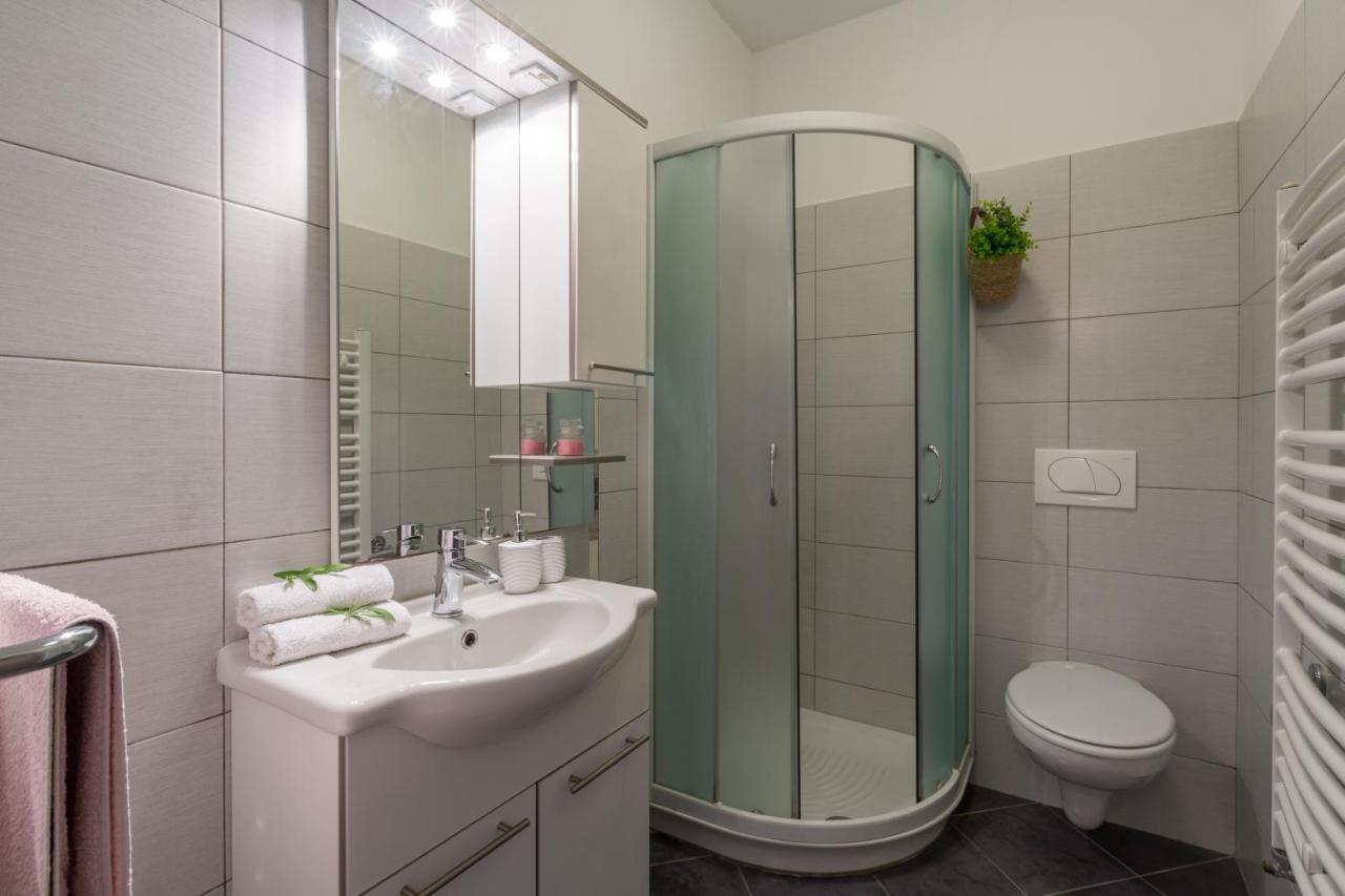 Studio Apartments Pinia-Marina Poreč Eksteriør billede