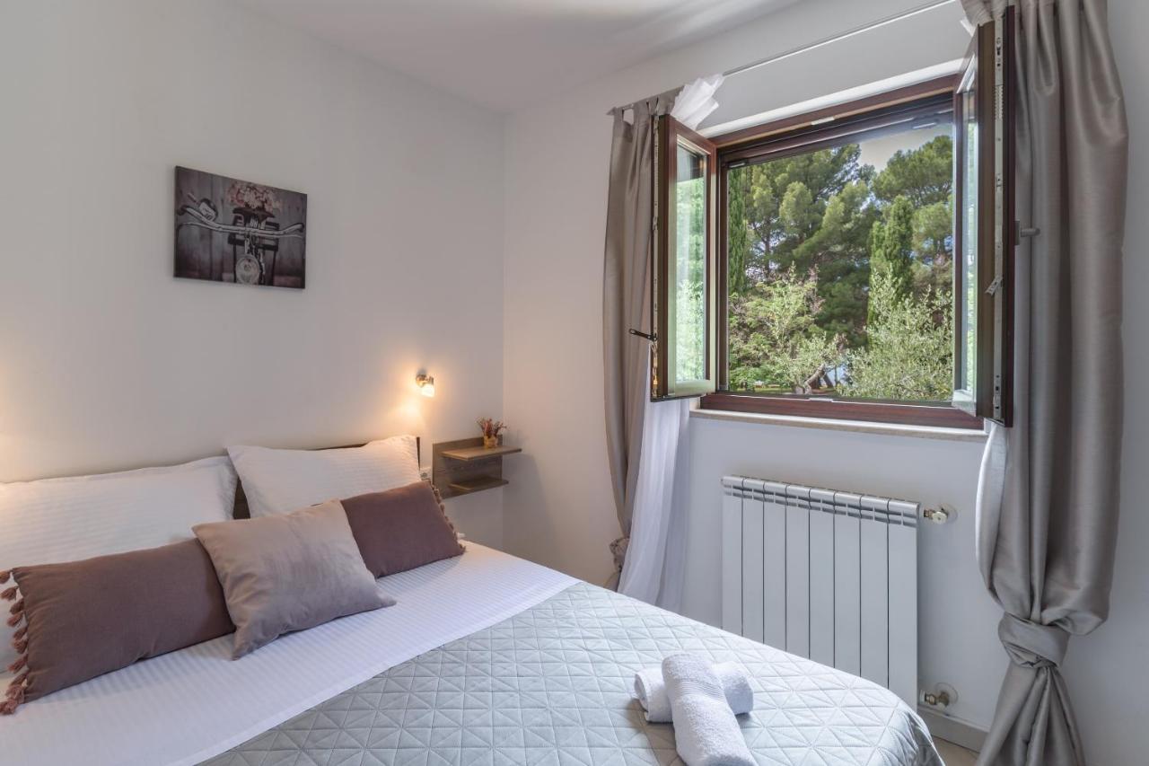Studio Apartments Pinia-Marina Poreč Eksteriør billede